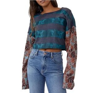 Free People Jamie Cropped Long Sleeve Tee Indigo Women Size L NWT